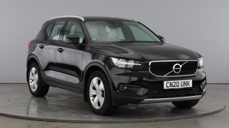 2020 Volvo XC40 2.0 T4 Momentum Pro AWD
