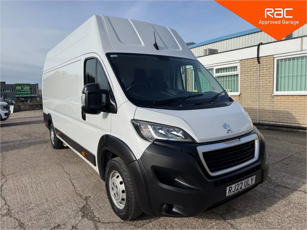 2022 Peugeot Boxer 2.2 BlueHDi Professional 435 L4 H3