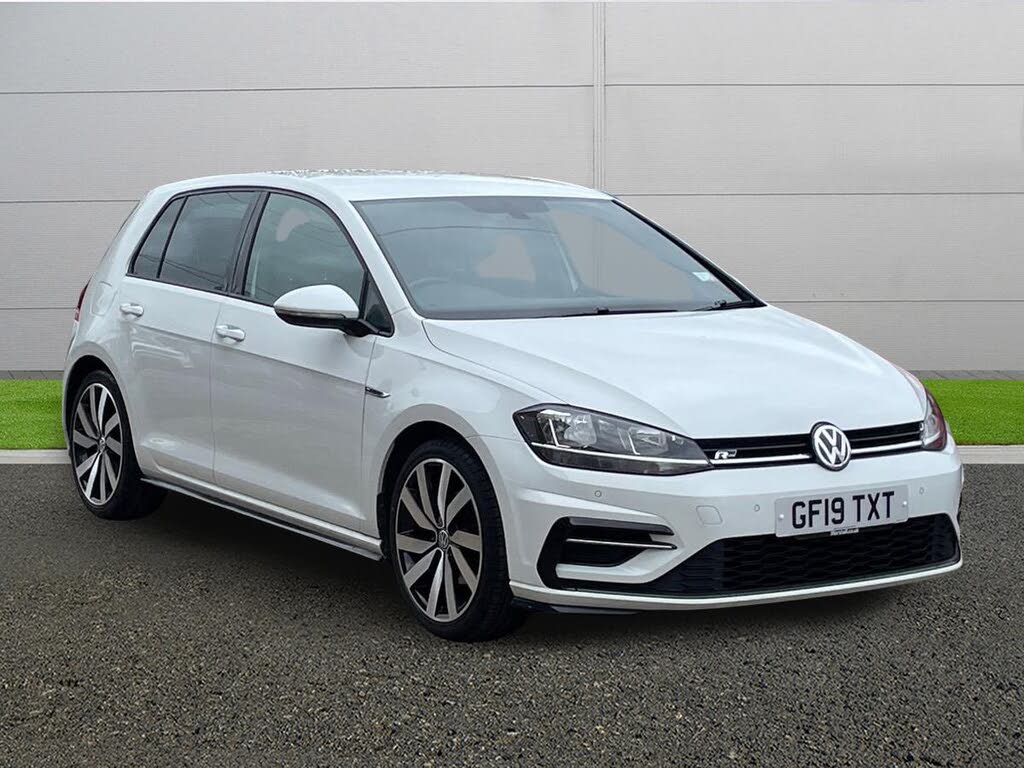 2019 Volkswagen Golf 1.5 TSI R-Line 5d DSG