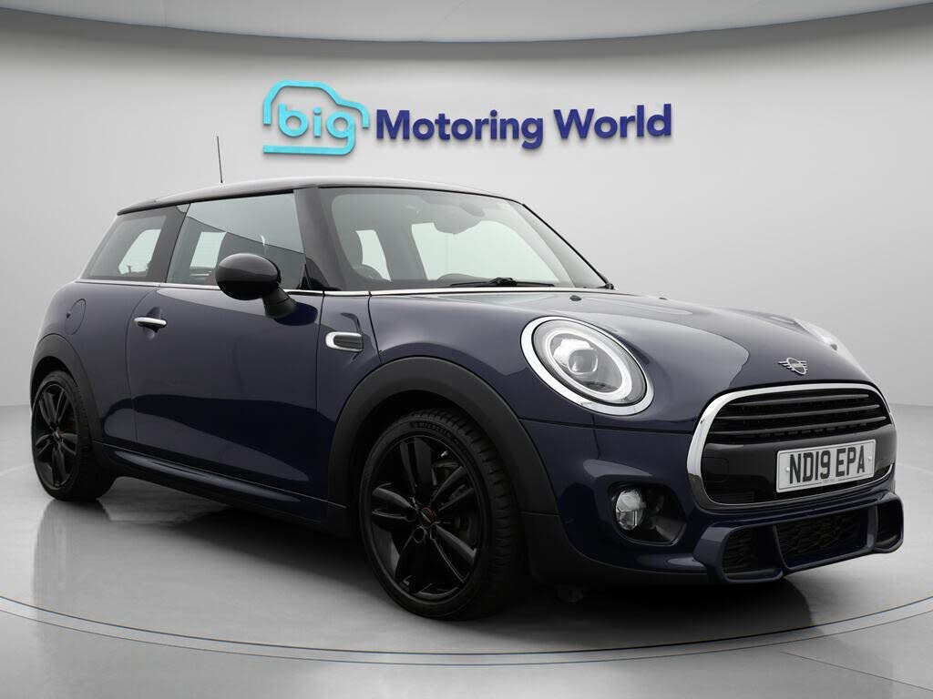 2019 MINI Mini 1.5 Cooper Sport Hatchback 3d