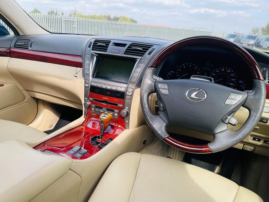 2008 Lexus LS 600h 5.0 L 4969cc