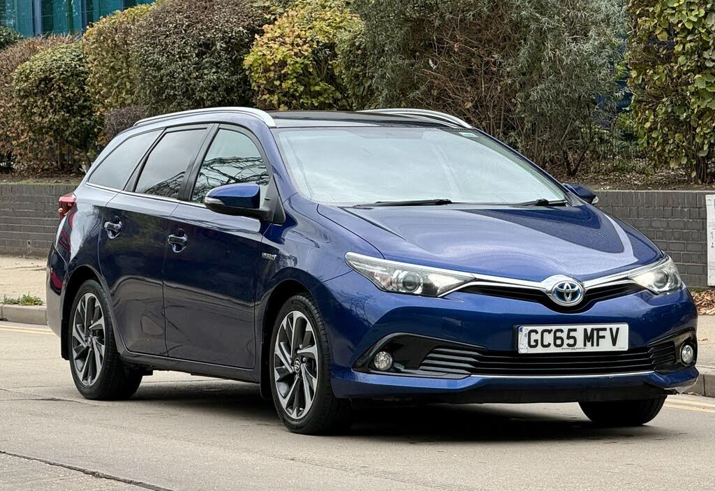 2016 Toyota Auris 1.8 VVT-i HSD Design Estate