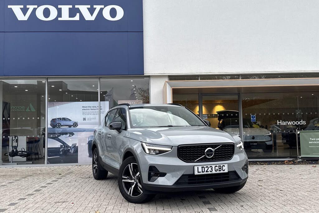 2023 Volvo XC40 2.0 B4 Plus AWD
