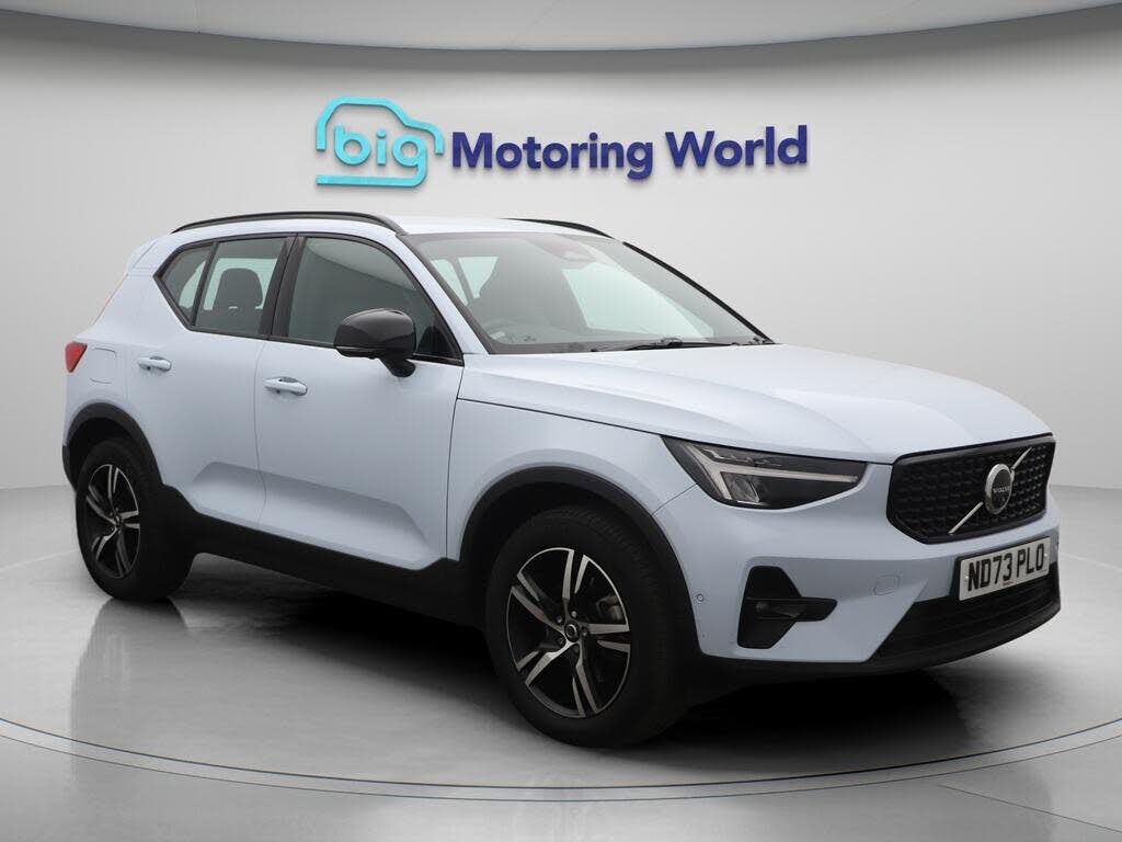 2024 Volvo XC40 2.0 B4 Plus