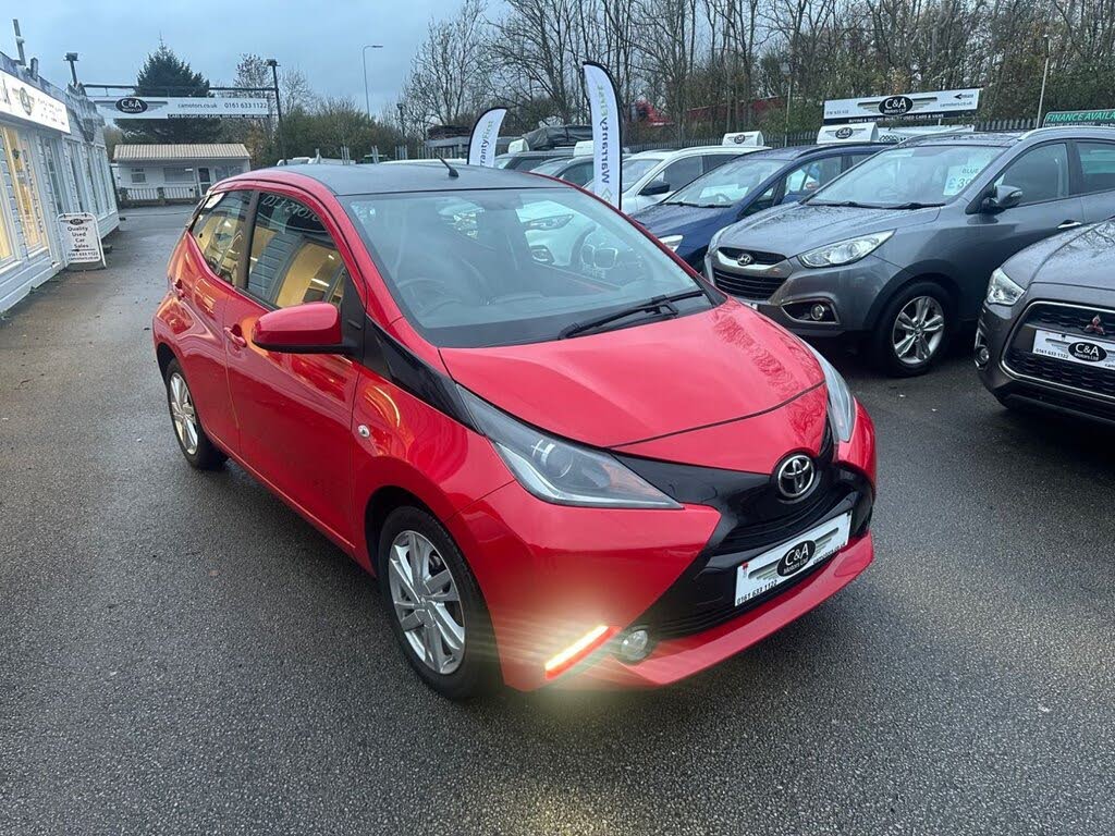 2015 Toyota AYGO 1.0 VVT-i x-pression 5d