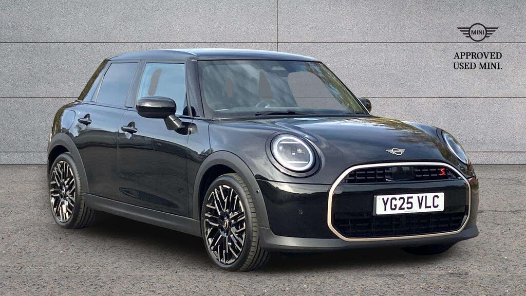 2025 MINI Mini 2.0 Cooper S Exclusive (201bhp) Hatchback 5d Auto