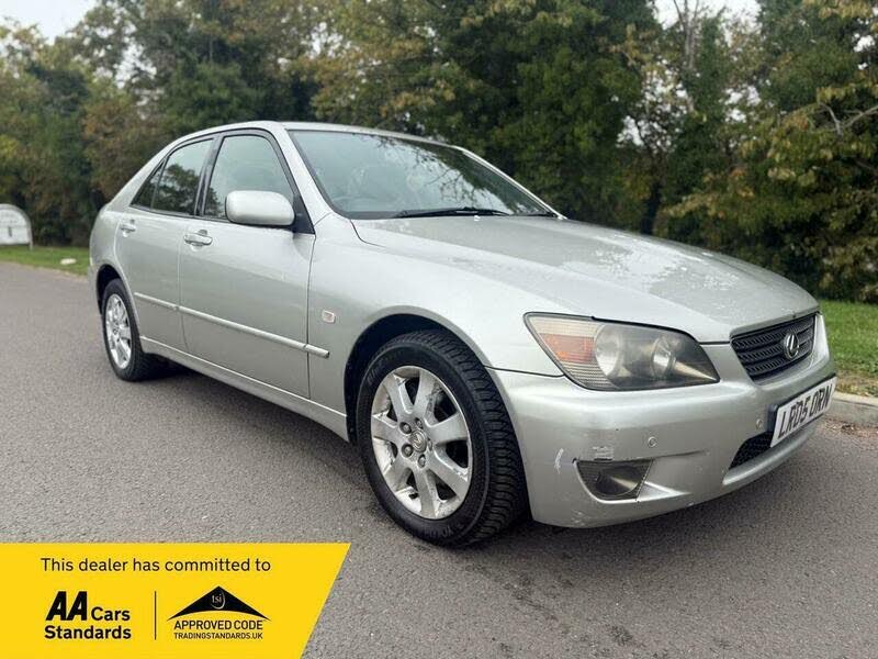 2005 Lexus IS 200 2.0 auto