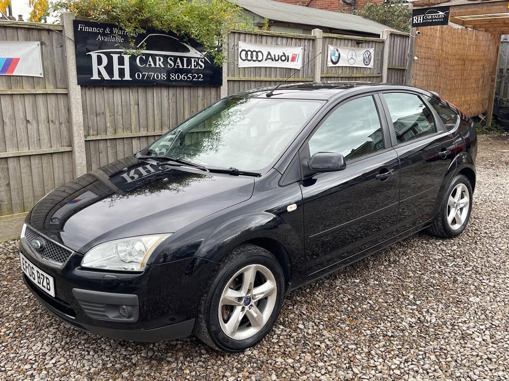 2006 Ford Focus 2.0 Titanium Hatchback 5d auto