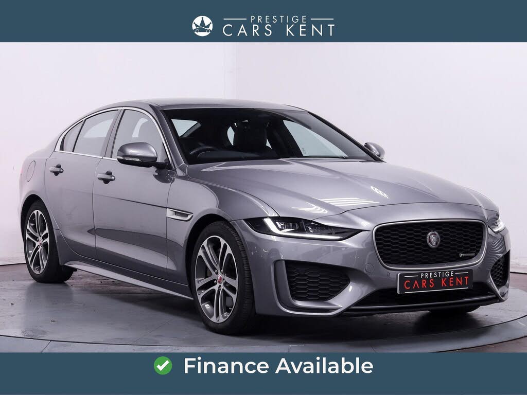 2022 Jaguar XE 2.0 D200 R-Dynamic SE