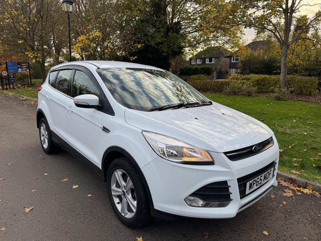 2015 Ford Kuga 2.0TDCi Zetec (150ps)