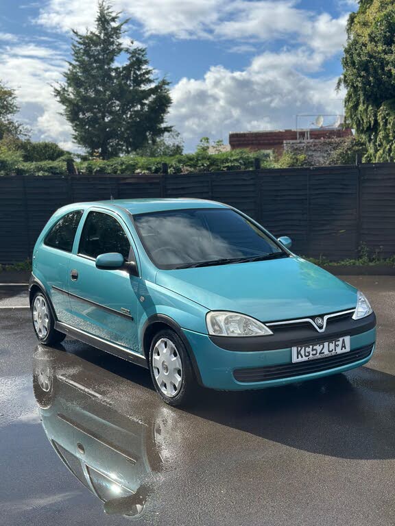 2002 Vauxhall Corsa 1.2 Elegance 3d