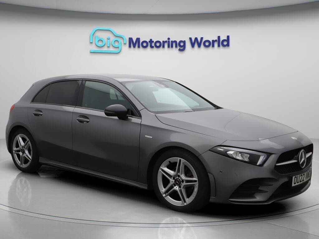 2022 Mercedes-Benz A-Class 1.3 A200 AMG Line Executive Edition Hatchback 5d 7G-DCT