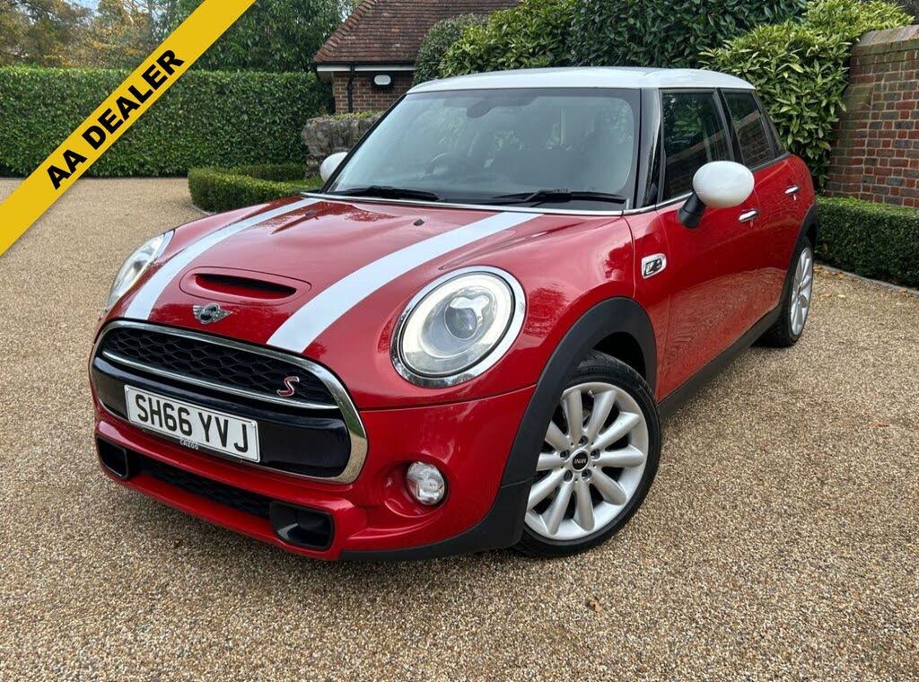 2016 MINI Mini 2.0 Cooper S (s/s) Hatchback 5d