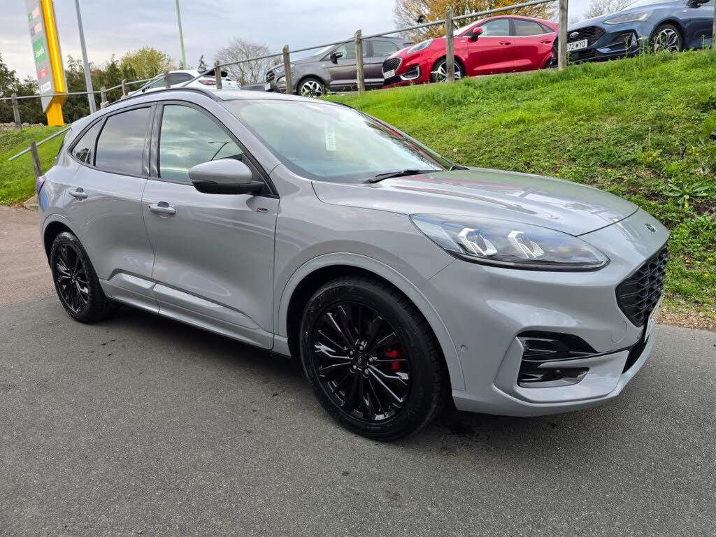 2023 Ford Kuga 2.5T Graphite Tech Edition (190ps) (FHEV)
