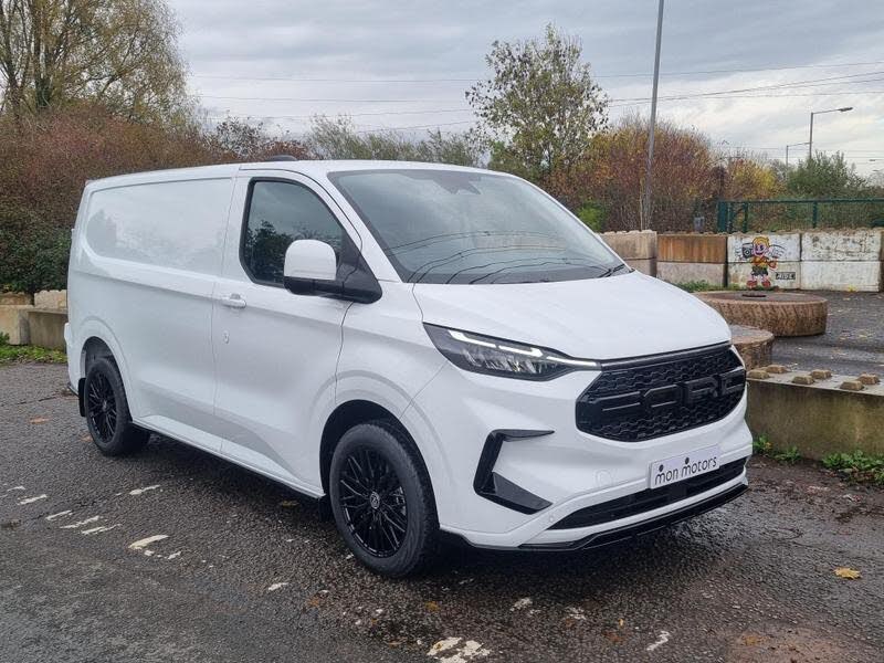 2025 Ford Transit Custom