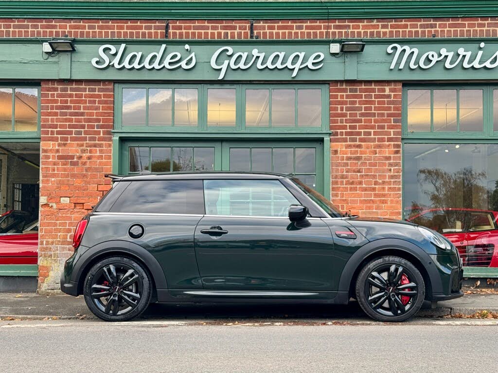 2021 MINI Mini 2.0 John Cooper Works Hatchback 3d Auto