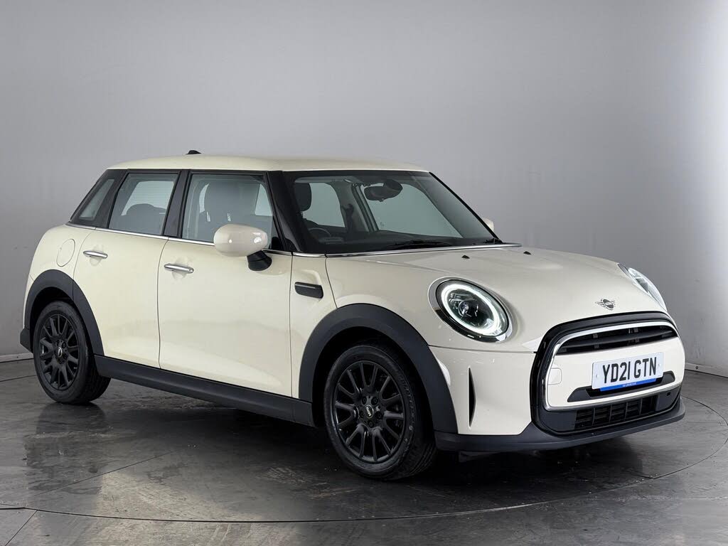 2021 MINI Mini 1.5 Cooper Classic Hatchback 5d Auto