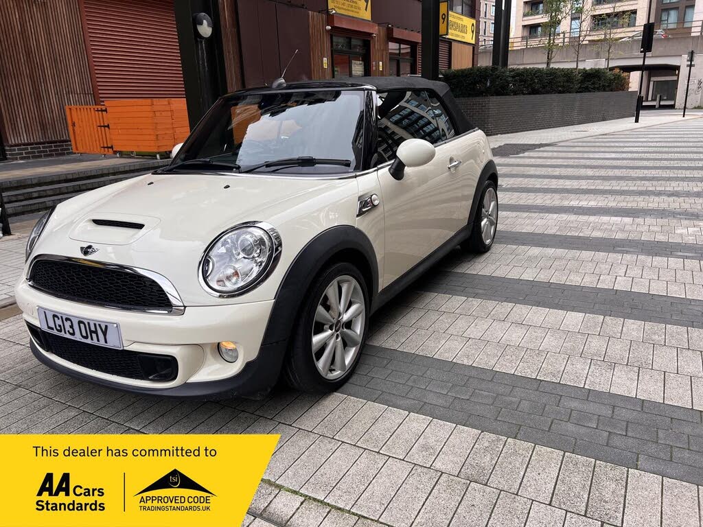 2013 MINI Mini 1.6 Cooper S Convertible 2d auto