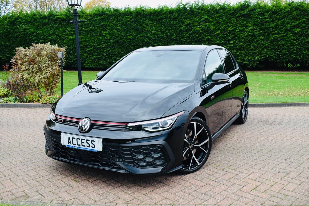 2025 Volkswagen Golf 2.0 TSI GTI