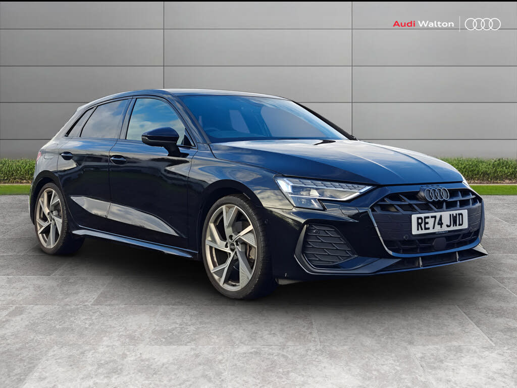 2024 Audi A3 1.5 35 TFSI Black Edition Sportback 5d