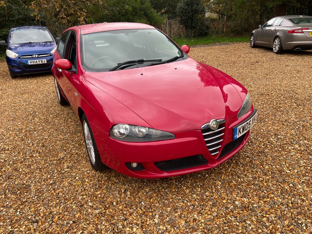2005 Alfa Romeo 147 1.6 T.Spark Lusso 5d