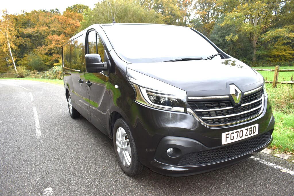 2020 Renault Trafic Passenger 2.0dCi LL30 170 Sport Nav