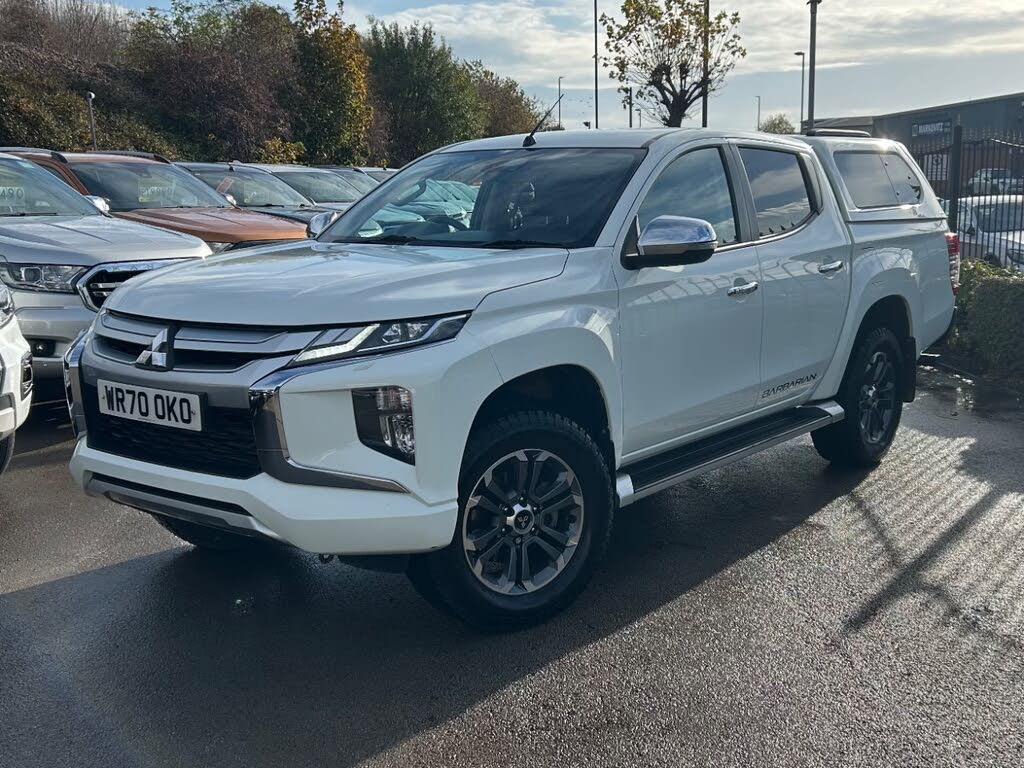 2020 Mitsubishi L200 2.2DI-D Barbarian auto