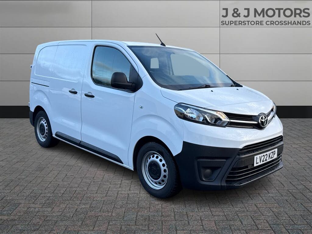 2022 Toyota PROACE 1.5D Active Medium (100hp)(Eu6d) Panel
