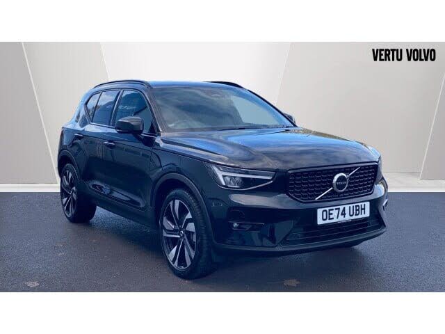 2025 Volvo XC40 2.0 B3 Plus