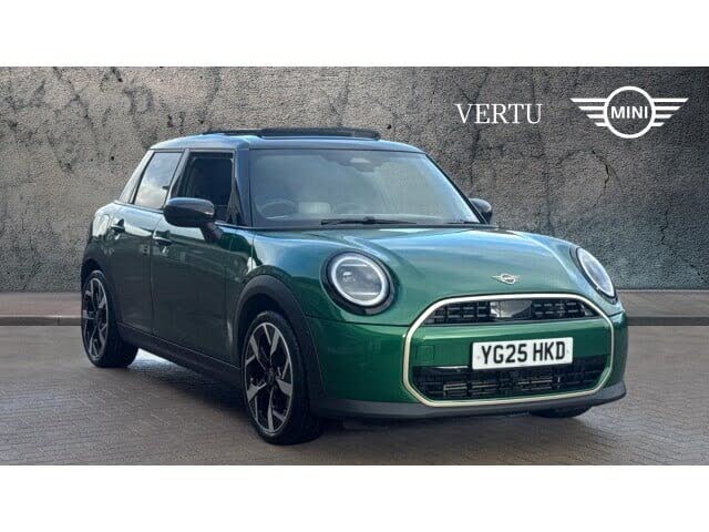 2025 MINI Mini 1.5 Cooper C Exclusive 5d