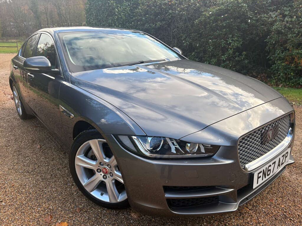 2017 Jaguar XE 2.0i Portfolio (200ps) (s/s) 1999cc