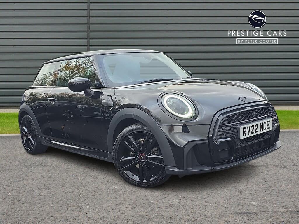 2022 MINI Mini 1.5 Cooper Sport Hatchback 3d Auto