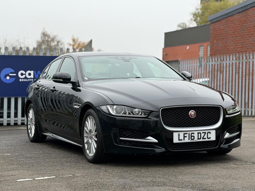 2016 Jaguar XE 2.0d R-Sport (163ps)