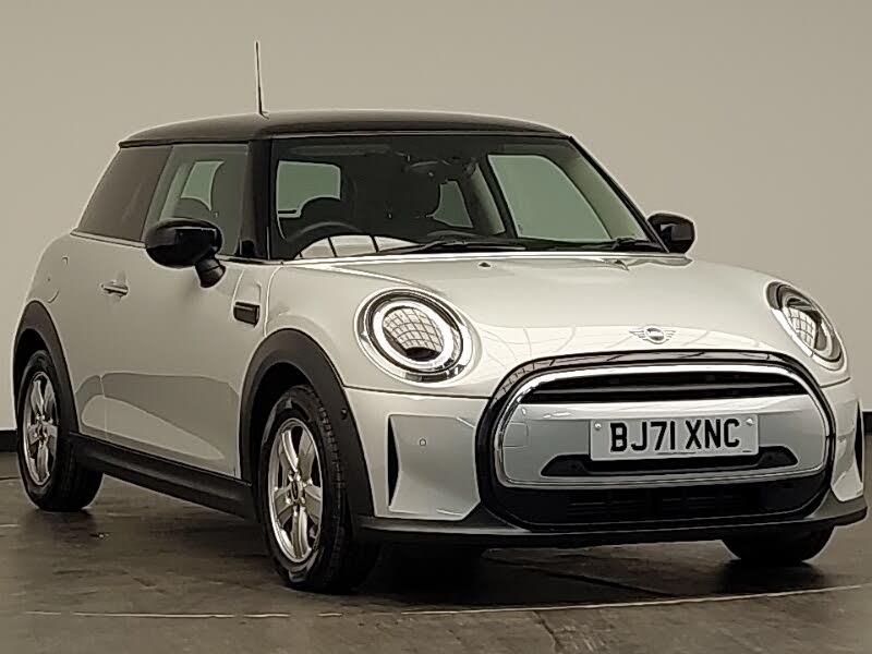 2021 MINI Mini 1.5 Cooper Classic Hatchback 3d Auto