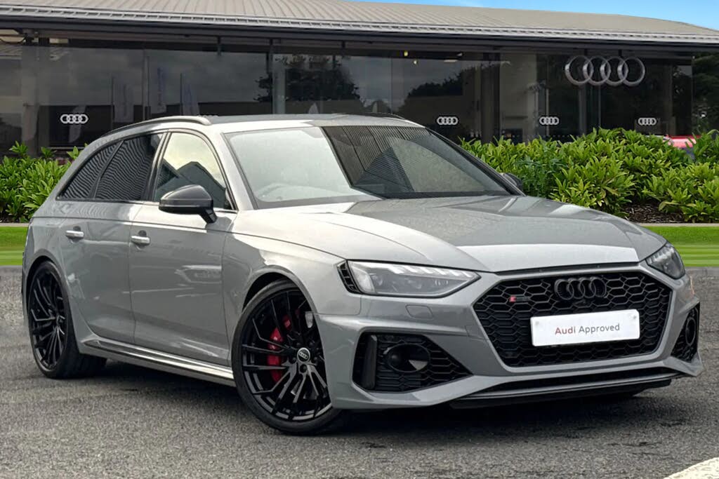 2023 Audi RS4 Avant 2.9 TFSI Carbon Black