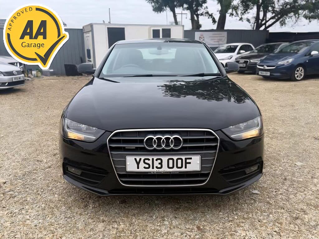 2013 Audi A4 2.0 quattro SE Technik (225ps)