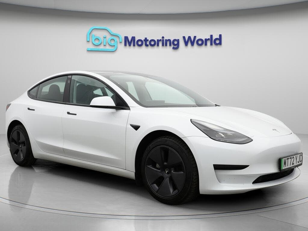 2022 Tesla Model 3 E RWD