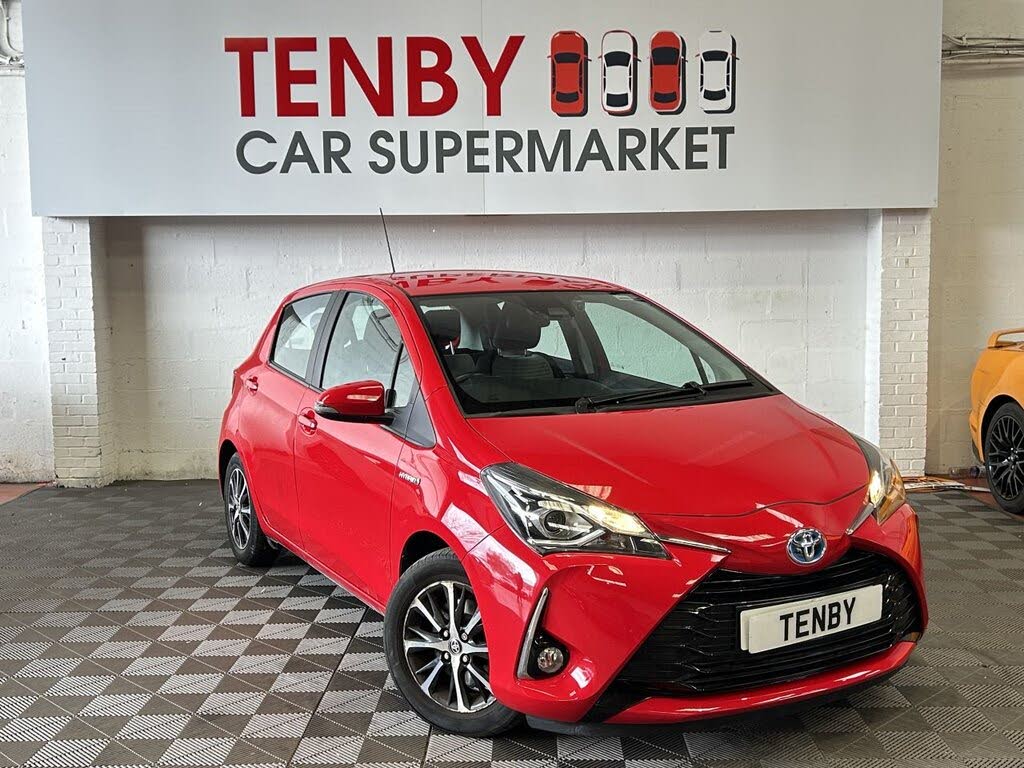 2019 Toyota Yaris 1.5 VVT-i Icon Tech (98bhp) Hybrid 1497cc E-CVT