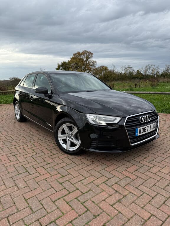 2018 Audi A3 1.5 TFSI SE Sportback 5d