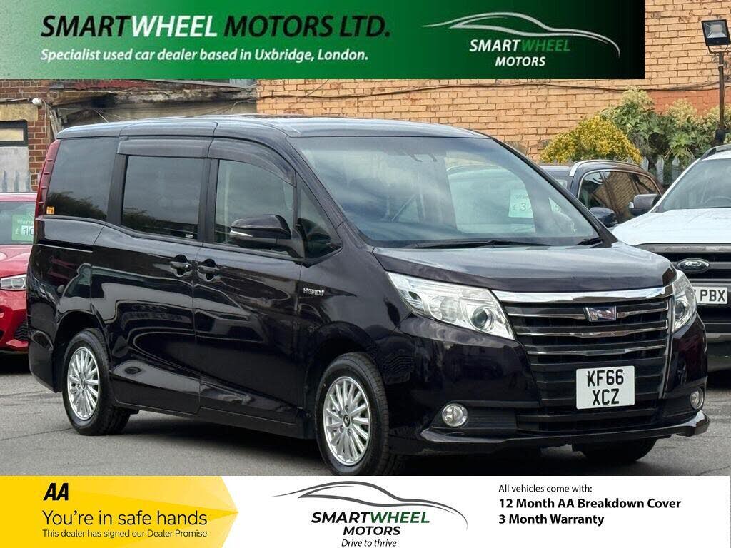 2016 Toyota Noah Hybrid 1.8 Litre