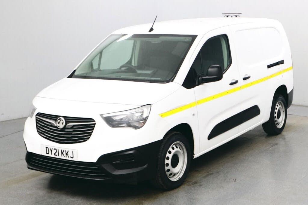 2021 Vauxhall Combo 1.5CDTi Dynamic 2300 (100PS)(EU6dT) L2H1 Panel