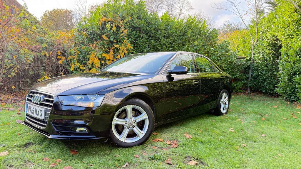 2015 Audi A4 2.0TD SE Technik (136ps)