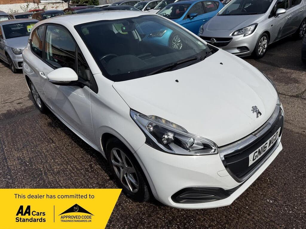 2016 Peugeot 208 1.6BlueHDi Active 3d