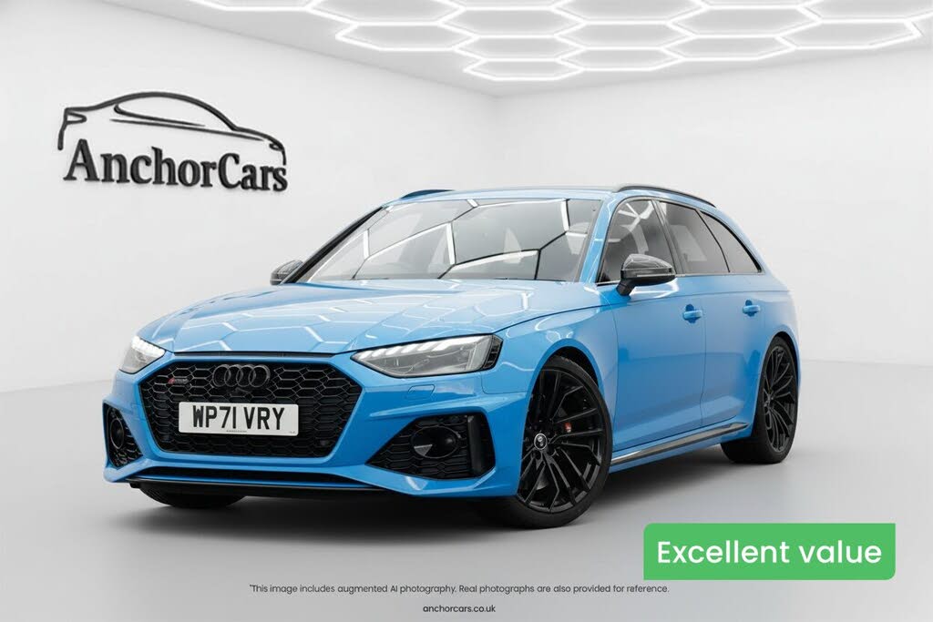 2022 Audi RS4 Avant 2.9 TFSI Carbon Black