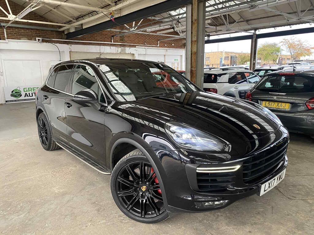 2017 Porsche Cayenne 4.8 Turbo