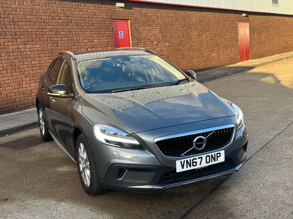2018 Volvo V40 1.5 T3 Cross Country Pro