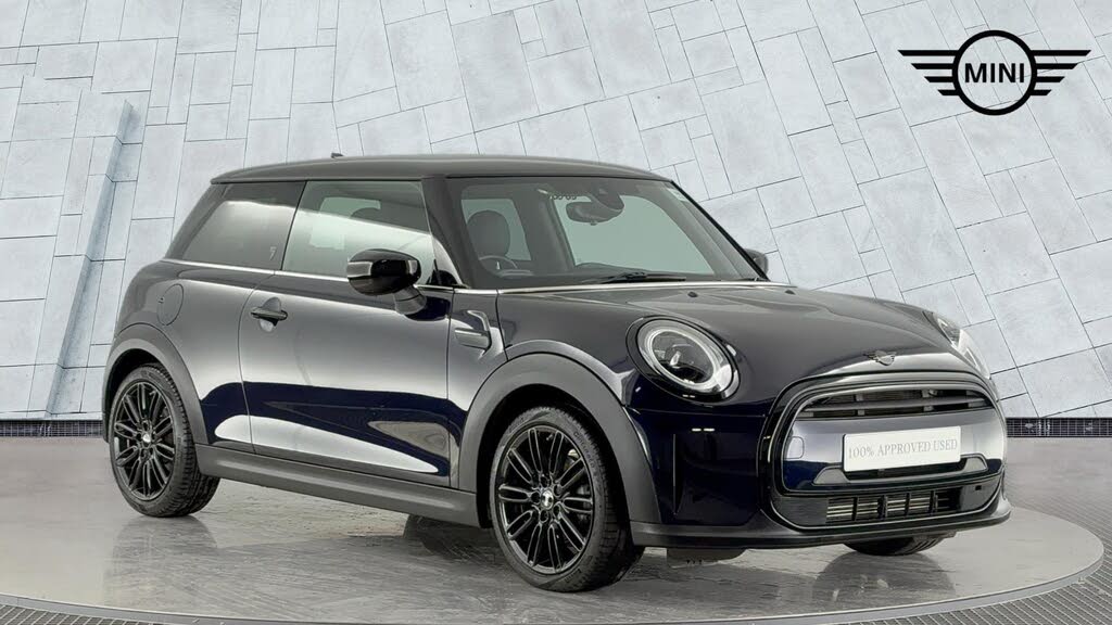 2023 MINI Mini 1.5 Cooper Exclusive (Premium Auto) Hatchback 3d Auto