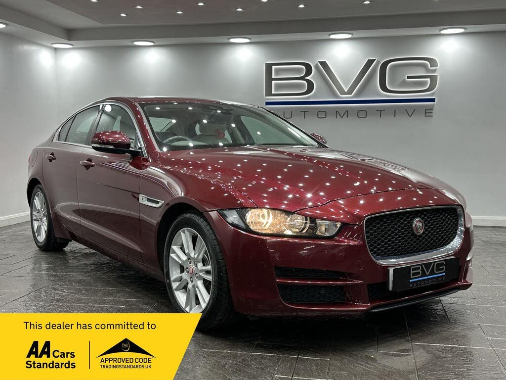 2015 Jaguar XE 2.0 Prestige
