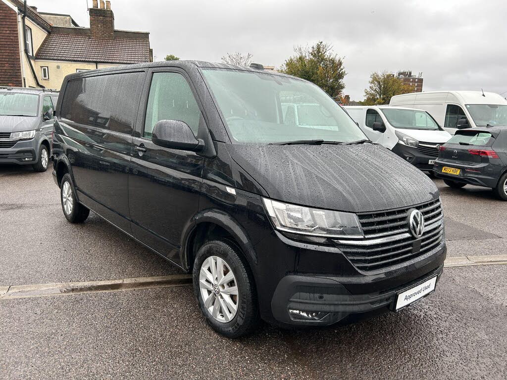 2023 Volkswagen Transporter 2.0TDI T30 Highline BMT SWB (150ps)(Eu6d) Kombi