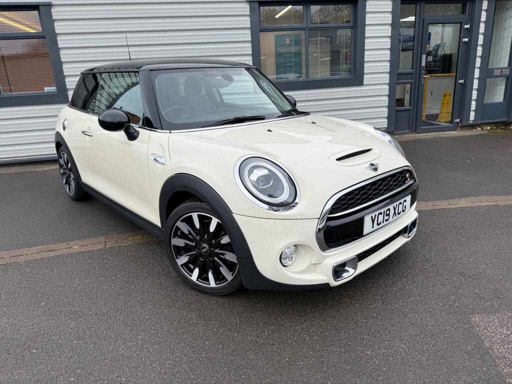 2019 MINI Mini 2.0 Cooper S Exclusive (189bhp) (Comfort)(Nav) Hatchback 3d